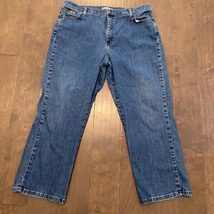 Lee Jeans Women Petite 18P Blue Relaxed Straight Leg High Rise Medium Wash 36x27